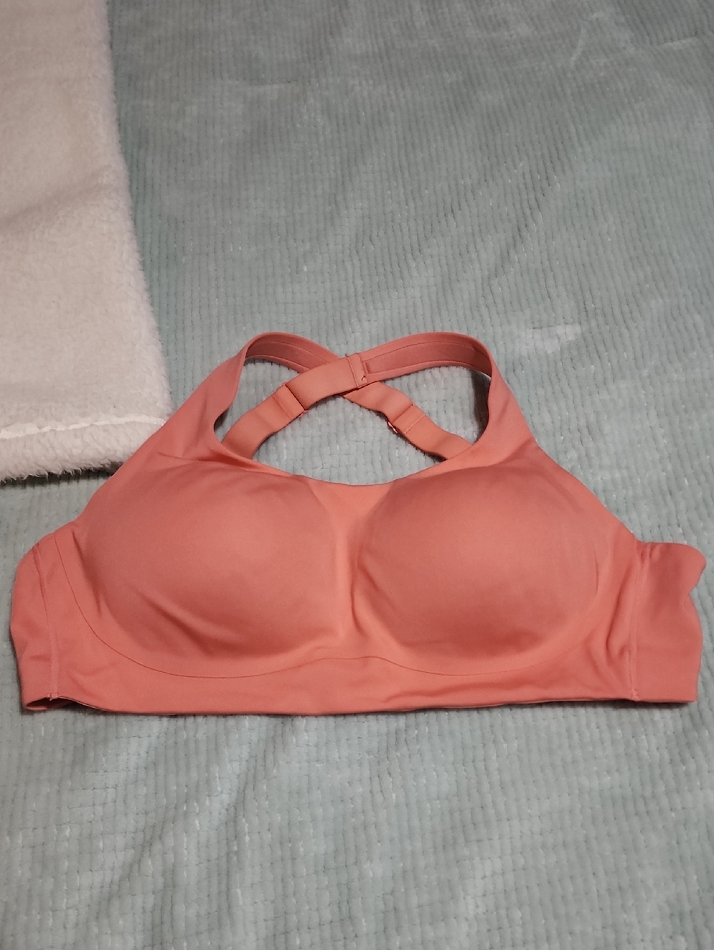 all in motion Coral Crossback Seamless Sports Bra